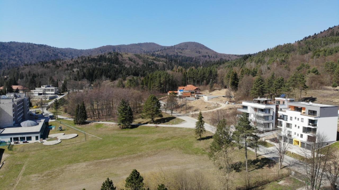 Penthouse Apartman Rezidencia Mineral Bardejovske Kupele Luaran gambar
