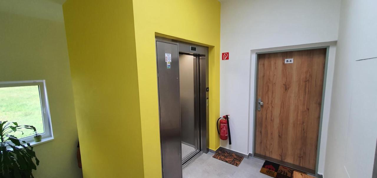 Penthouse Apartman Rezidencia Mineral Bardejovske Kupele Luaran gambar